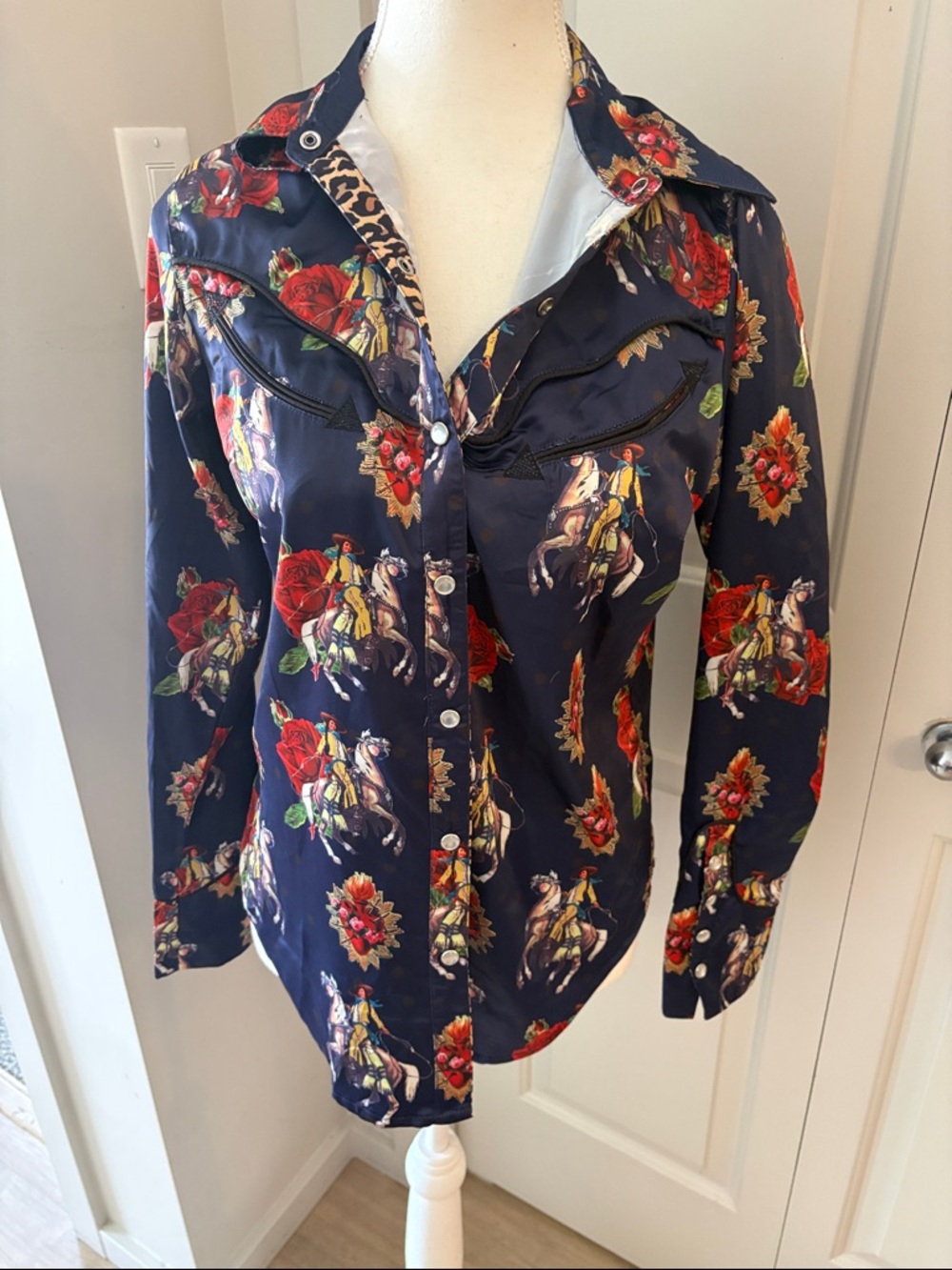 Rodeo Quincy pearl snap Navy Floral & Western Print Button-Up Shirt